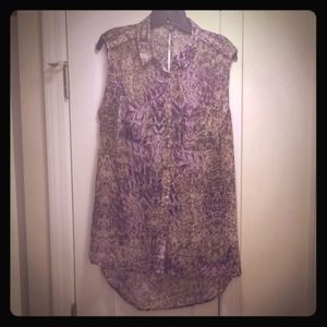Women's "Jennifer Lopez" sleeveless blouse